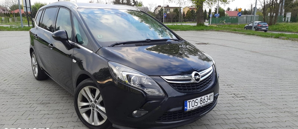 Opel Zafira cena 42900 przebieg: 139000, rok produkcji 2014 z Goleniów małe 211